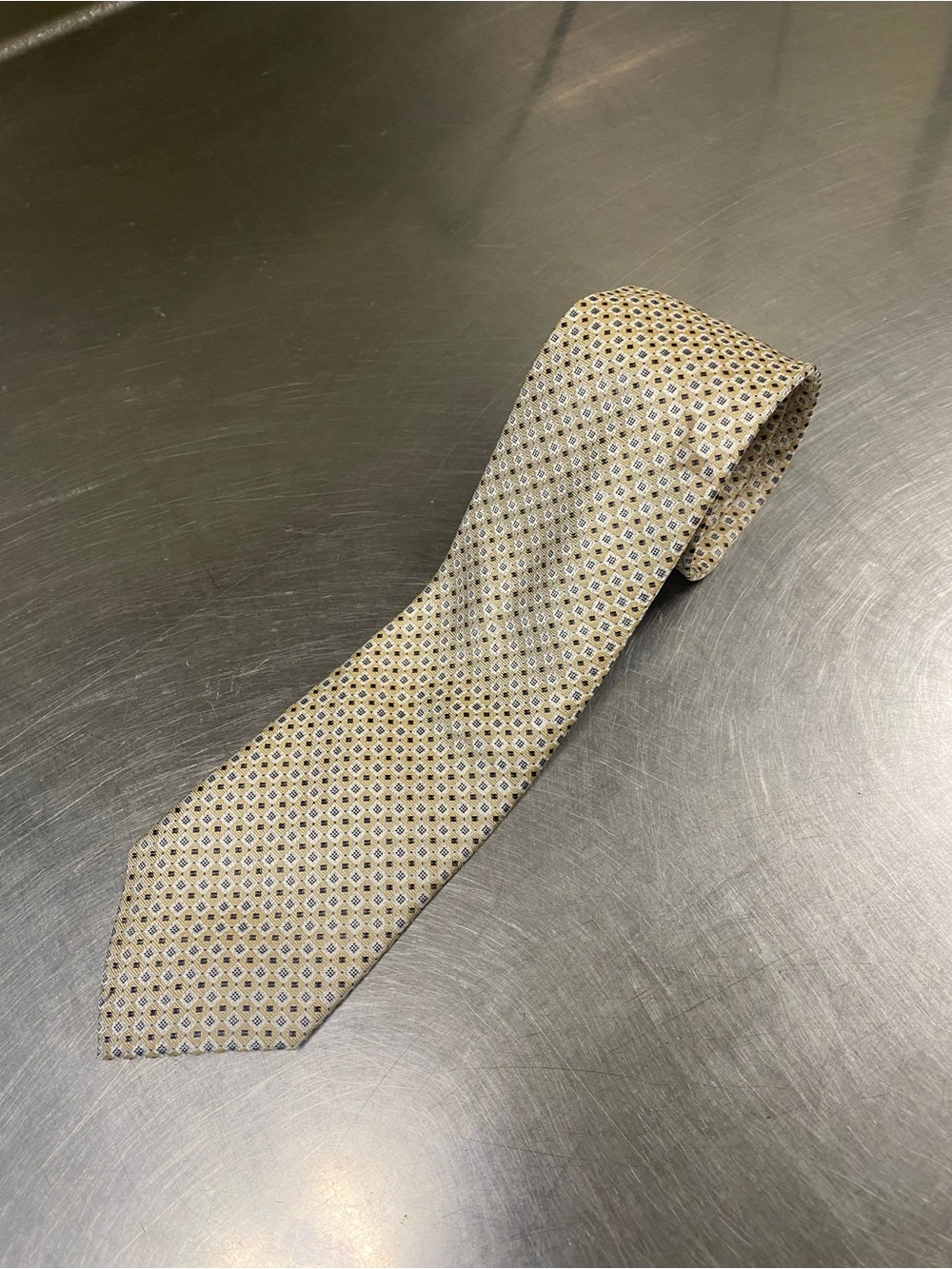 Men's Beige Micro-Pattern Silk Tie - Refined Neutral Accessory